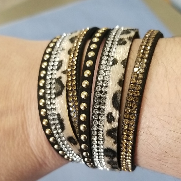Leopard Print Wrap/Snap Bracelet - Picture 2 of 2